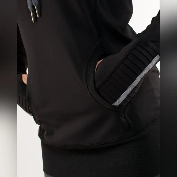 Lululemon Run stay on course pullover women's size 4 black - Picture 3 of 13